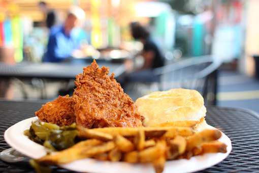 9 Best Fried Chicken Joints in Kentucky for 2025!